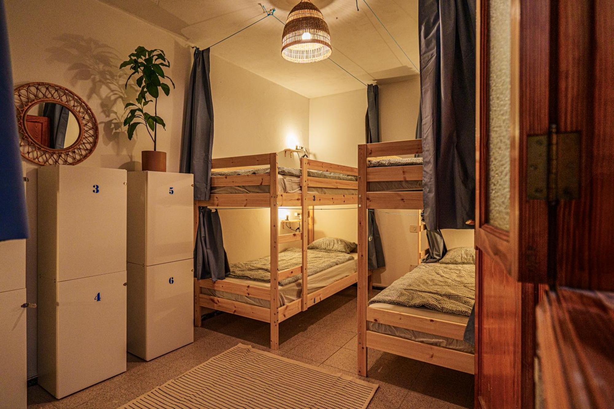 Dona Rose Surf Hostel Лас-Пальмас-де-Гран-Канария Экстерьер фото